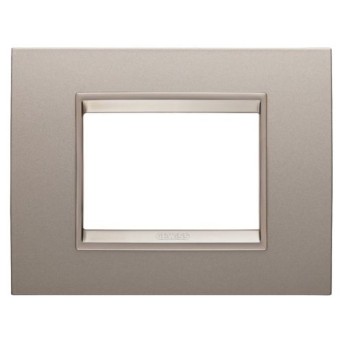 Rama pentru doza modulara, GEWISS, Chorus, LUX, 3 module, bronz perlat - GW16203XP - 8034035093043 Rama pentru doza modulara, GEWISS, Chorus, LUX, 3 module, bronz perlat - GW16203XP - 8034035093043