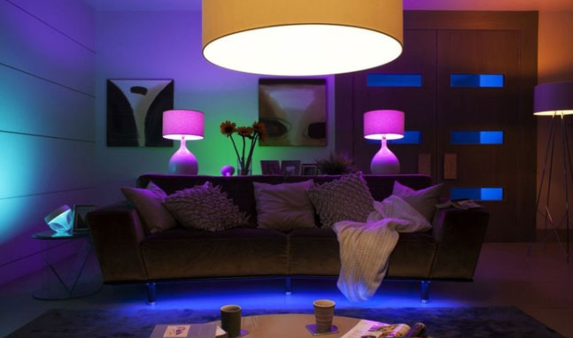 Lumini RGB in sufragerie